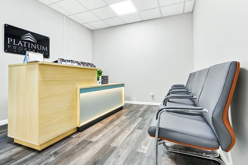 Platinum Office, Front Desk/Reception Area