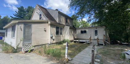 27-A&B Pelham Rd, Hudson
