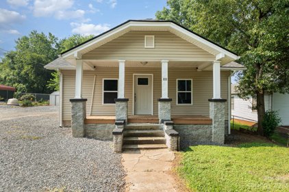 615 E E  Street, Newton
