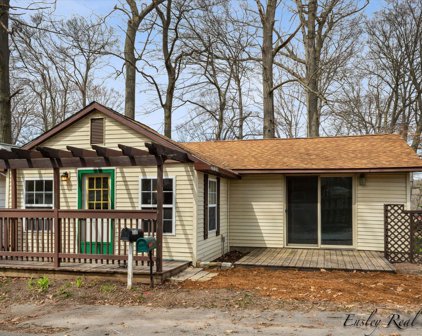 12779 Elton Street NE, Gowen