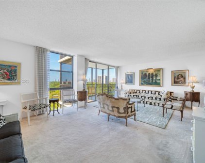 20379 W Country Club Dr Unit #840, Aventura