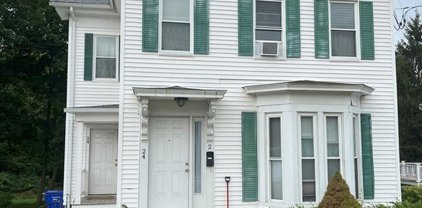 24 Grove St, Hopkinton