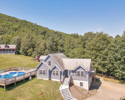 1104 Murrells Gap Road, Bedford