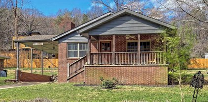 213 Rose Circle, Clayton