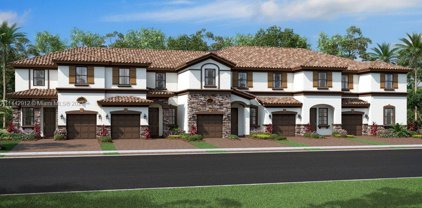 8950 Nw 183rd St Unit #8950, Hialeah