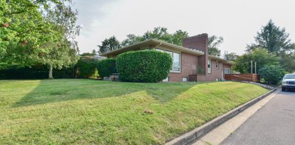 120 N Delaware Ave, Martinsburg