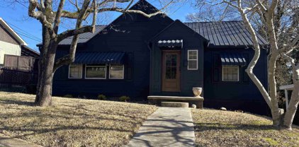 341 Hill Avenue, Guntersville