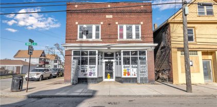 2202 Niagara  Street, Niagara Falls-City-291100