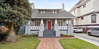 2206 Clinton Avenue, Alameda