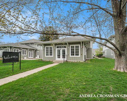 430 Center Street, Douglas