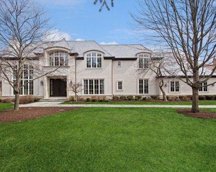 2 York Lake Court, Oak Brook