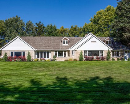 321 Westwood Drive N, Golden Valley