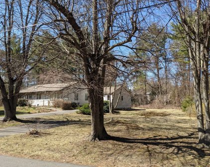 34 Greenwood Rd, Sudbury