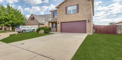 612 Lazy Crest  Drive, Fort Worth