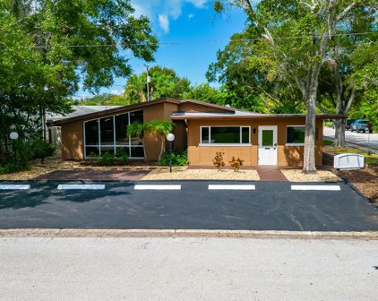 300 S Saturn Avenue, Clearwater