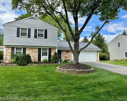 2823 QUINCY, Troy