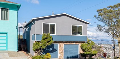 2 Alta Vista  Way, Daly City