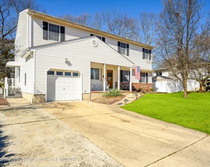 26 Green Hill Drive, Brick