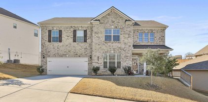 7437 Embassy Trace, Riverdale