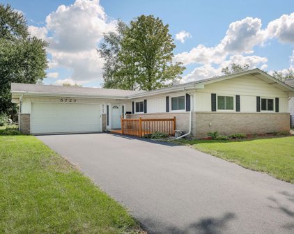 5723 Clover Drive, Lisle