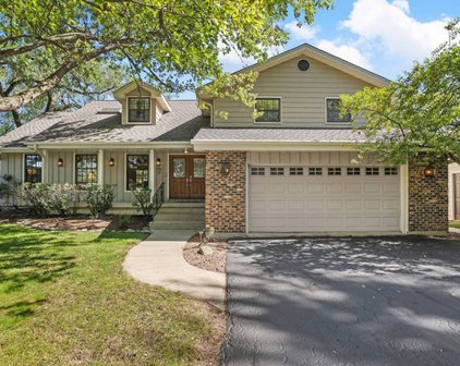 8N375 Cheviot Drive, Bartlett