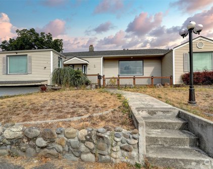 721 6th Street SE, Auburn