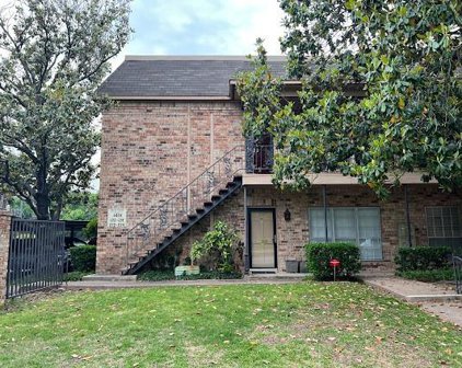 4403 Bellaire S Drive Unit 224S, Fort Worth