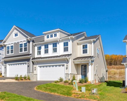 208 Ridgeline Dr, Waynesboro