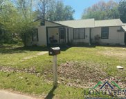 338 E Peters, De Kalb image