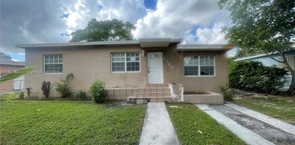 1560 Nw 124th St, North Miami