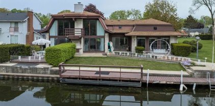6890 Island Court, Coloma