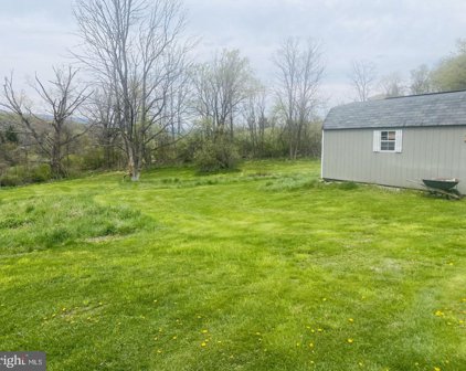 16819 Broadwater Rd Nw, Frostburg