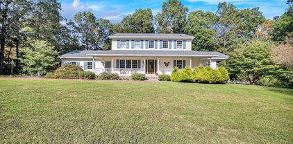 18 Knollwood Ln, Hanover