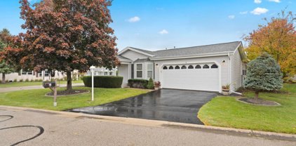 6 Devonshire Court, Grayslake