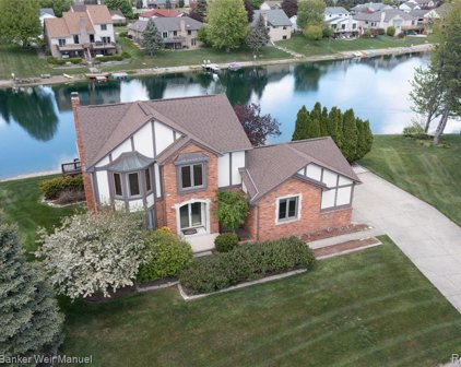 46828 LAKEPOINTE, Shelby Twp