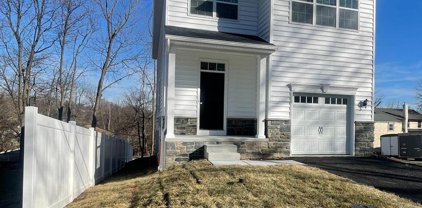 3004 Fifth St, Eagleville