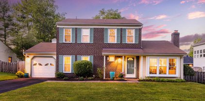 12728 Builders Rd, Herndon