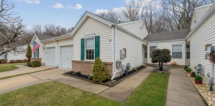 18 Bittersweet Pl, Mount Laurel