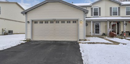 1228 Oak Ridge Drive, Streamwood