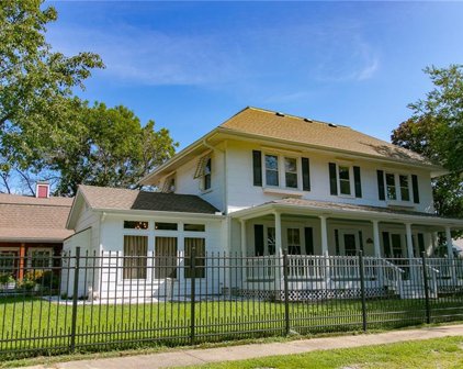 300 W 3rd Street, Holden