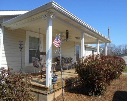 504 Peach Tree  Road, Oakboro