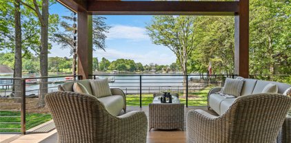 20701 Pointe Regatta  Drive, Cornelius