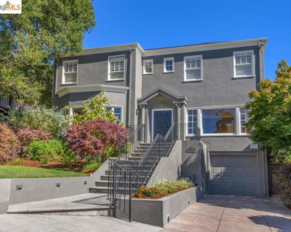 1133 Sunnyhills Rd, Oakland
