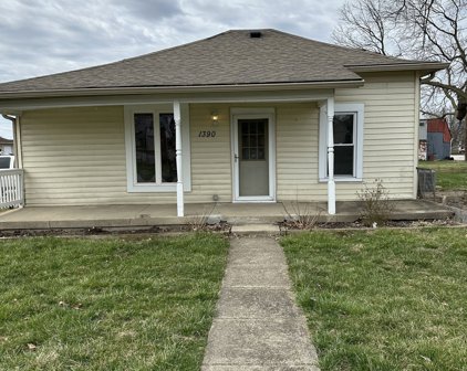 1390 S Harriet Street, Martinsville