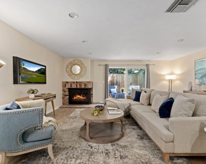 2611  11th St Unit 4, Santa Monica