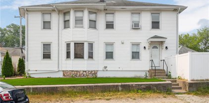 214 Kenyon  Avenue, Pawtucket