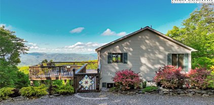 116 Arrowood Road, Beech Mountain
