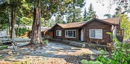 13552 16 Avenue, Surrey