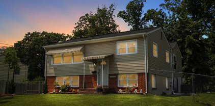 14302 Randall Dr, Woodbridge