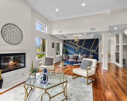 5635  Woodman Ave Unit H, Valley Glen